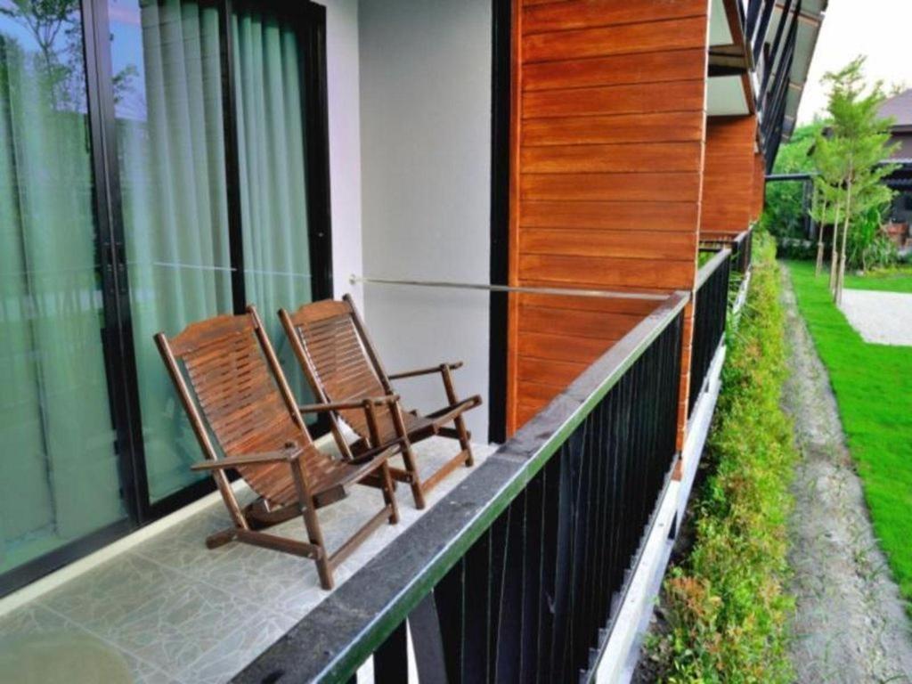 The Breeze Lipe Resort Exterior photo