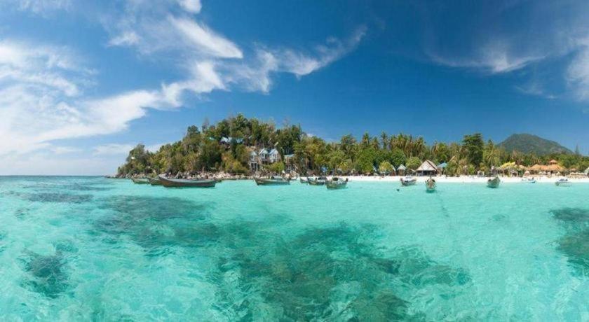The Breeze Lipe Resort Exterior photo