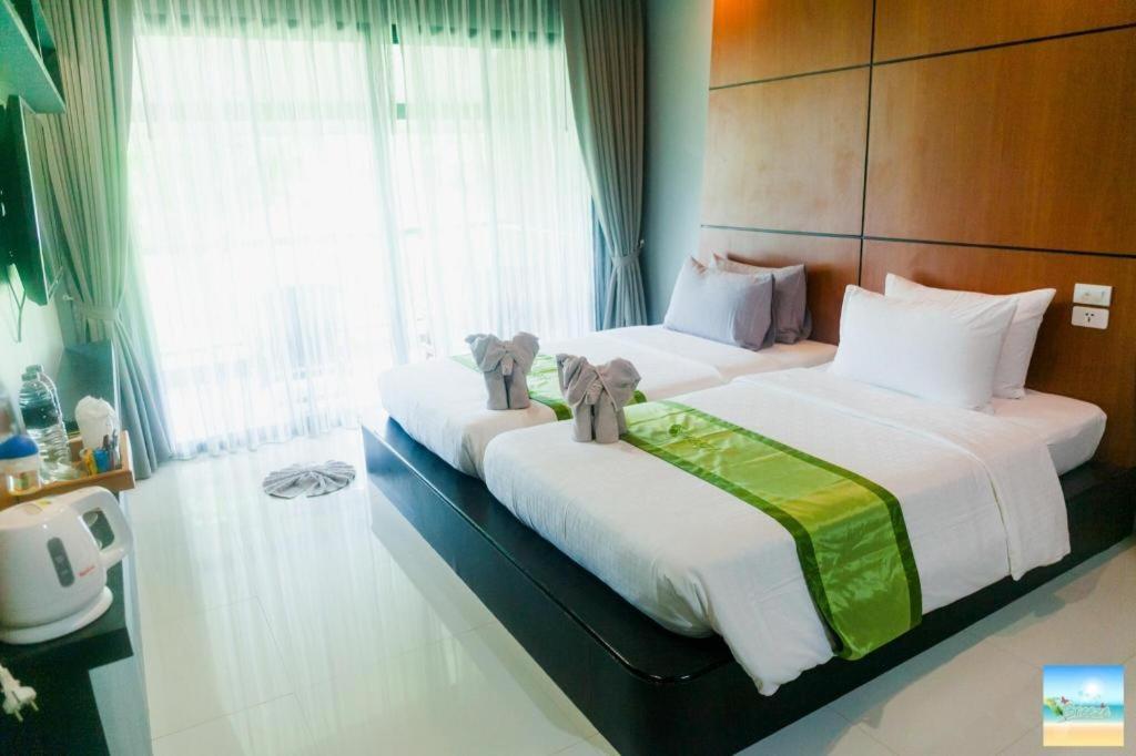 The Breeze Lipe Resort Exterior photo